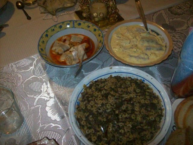 Wigilijna sałatka pieczarkowo-makaronowa Wigilijna sałatka pieczarkowo-makaronowa