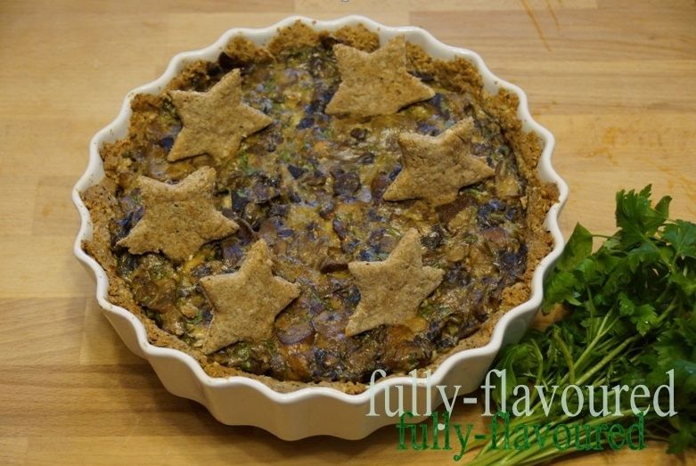 Wigilijna tarta na oleju  z leśnymi grzybami Wigilijna tarta na oleju  z leśnymi grzybami