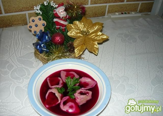 Wigilijny barszczyk z uszkami Wigilijny barszczyk z uszkami