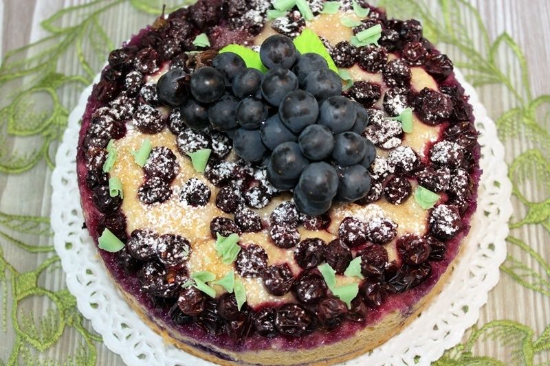 Winogronowe ciasto toskańskie