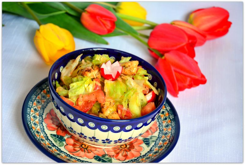 Wiosenna sałatka gyros