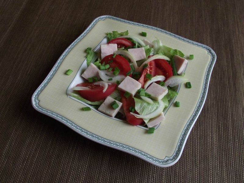 Wiosenna sałatka na kolację  Wiosenna sałatka na kolację