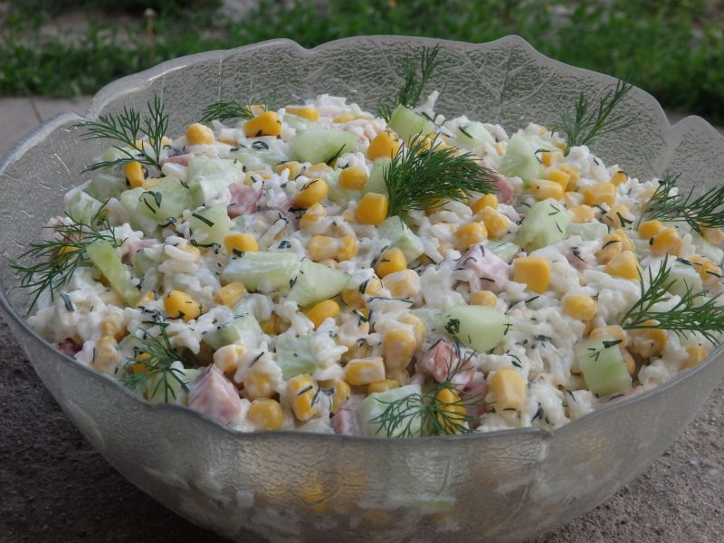 Wiosenna sałatka ryżowa Wiosenna sałatka ryżowa