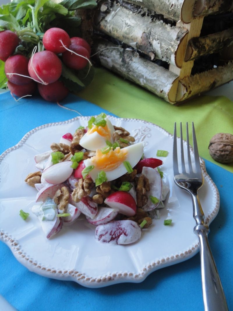 Wiosenna sałatka z jajkiem