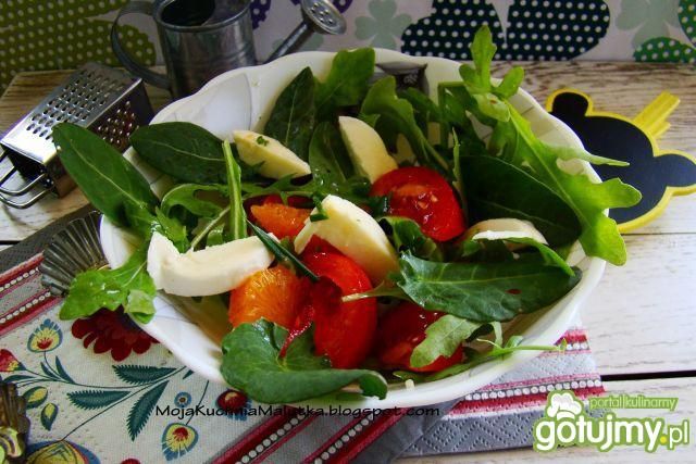 Wiosenna sałatka z szczawiem 