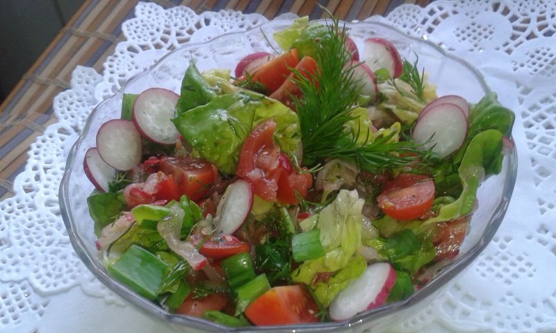 Wiosenna surówka Wiosenna surówka