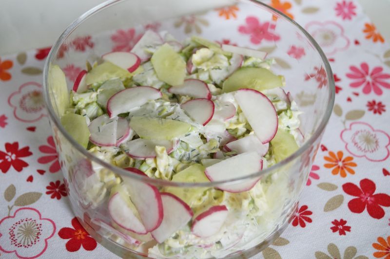 Wiosenna surówka z młodej pekinki