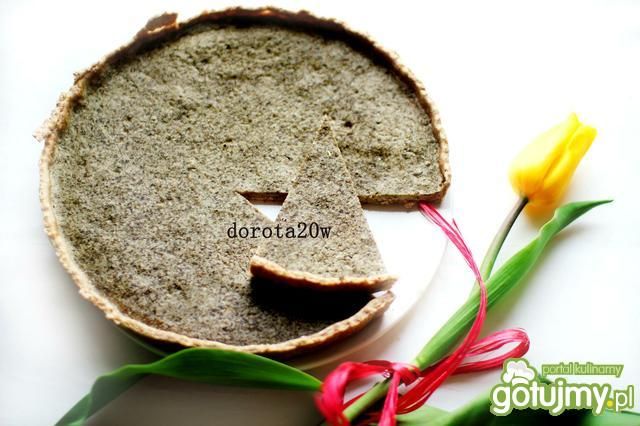 Wiosenna tarta jajeczna z pesto bazyliow Wiosenna tarta jajeczna z pesto bazyliow