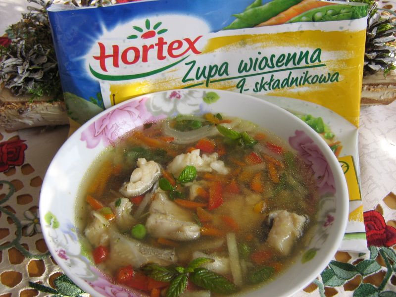 Wiosenna zupa z dorszem