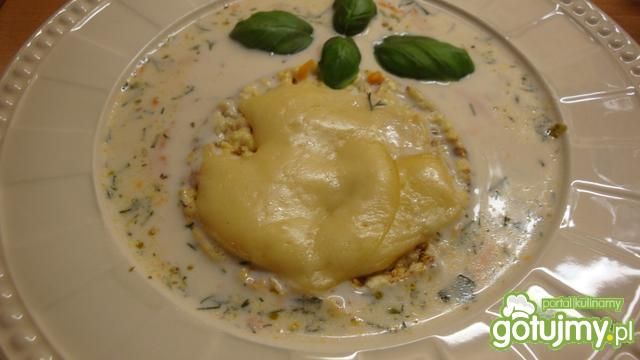 Wiosenna  zupka z chrupiącą wkładką