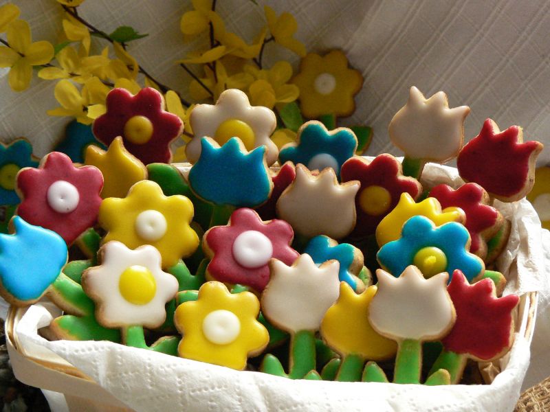 Wiosenne orzechowo-waniliowe ciasteczka