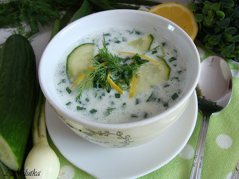 Wiosenny chłodnik ogórkowy