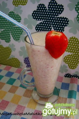 Wiosenny koktajl truskawkowo-bananowy 