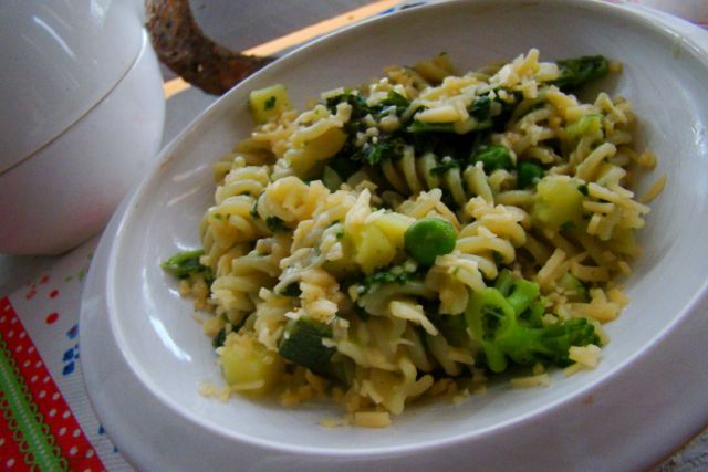 Wiosenny makaron na zielono