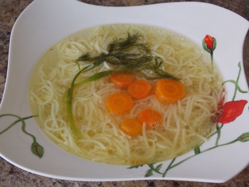 Wiosenny rosół z koperkiem Wiosenny rosół z koperkiem