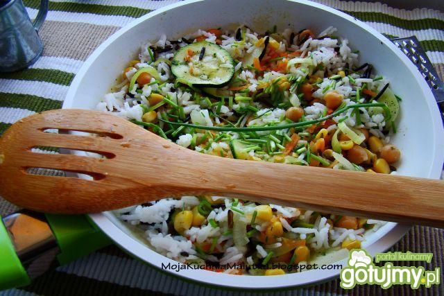  Wiosenny ryż z patelni