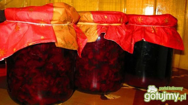 wisnie, malinki w słoikach