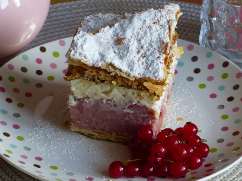 Wiśniowa napoleonka