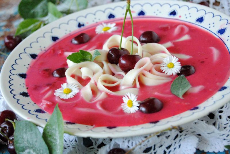 Wiśniowa zupa Wiśniowa zupa