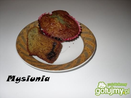 Wiśniowe muffiny z wiśniami