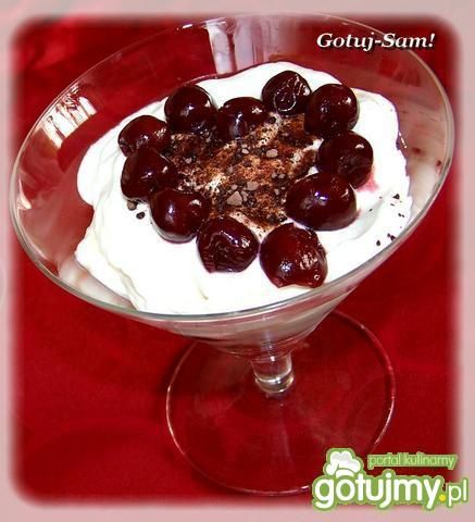 Wiśniowe tiramisu na Walentynki Wiśniowe tiramisu na Walentynki