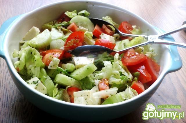 Witaminka w sosie miętowo-koperkowym