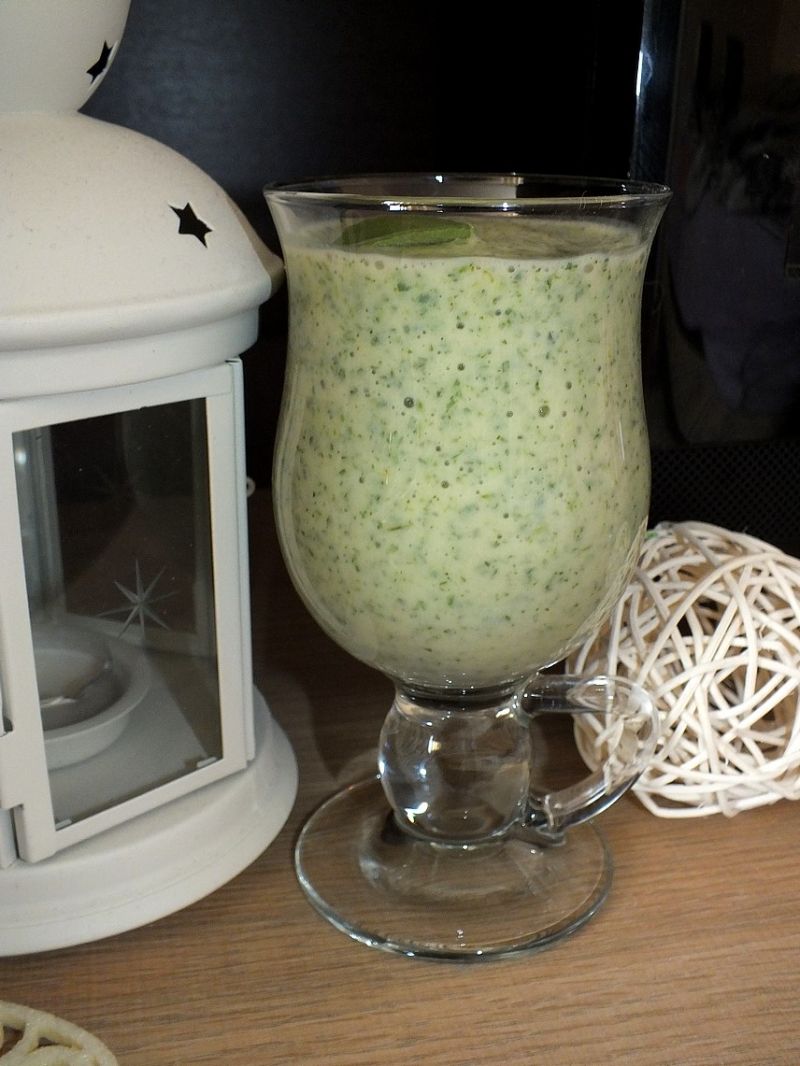 Witaminowy koktajl z pokrzywą