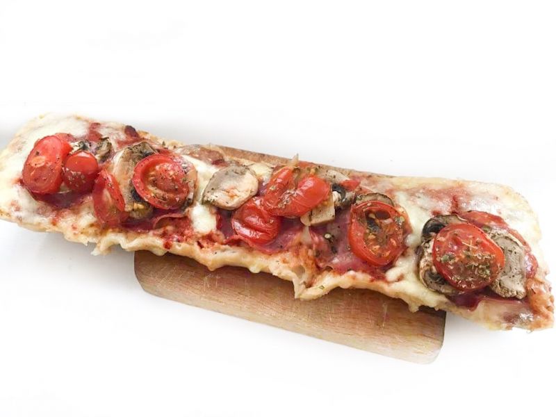 Włoska bagietka zapiekana z kindziukiem