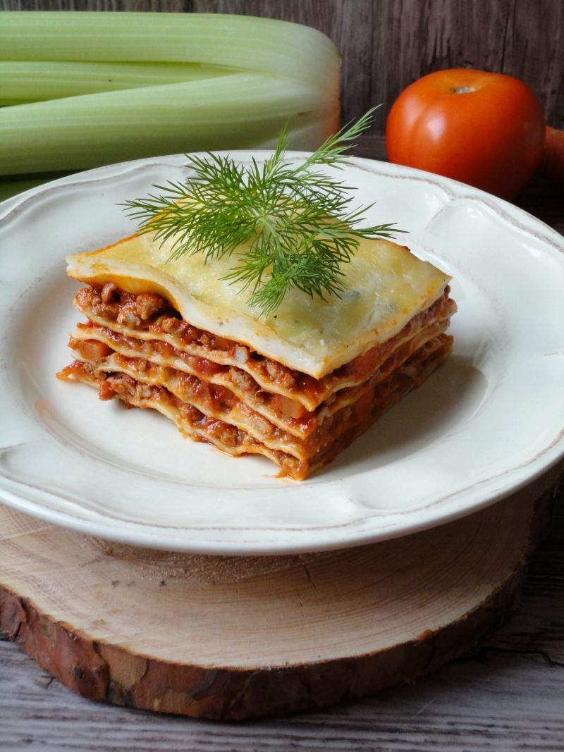 Włoska lazania bolognese