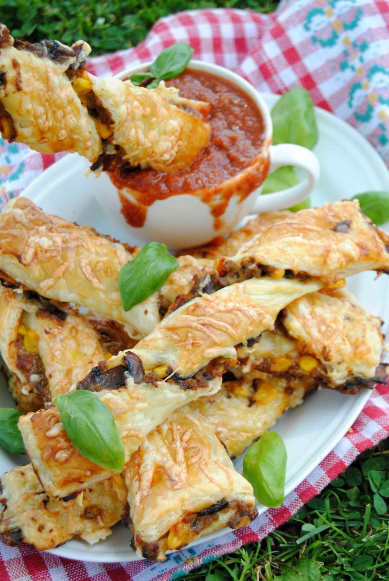 Wołowe świderki z ciasta francuskiego