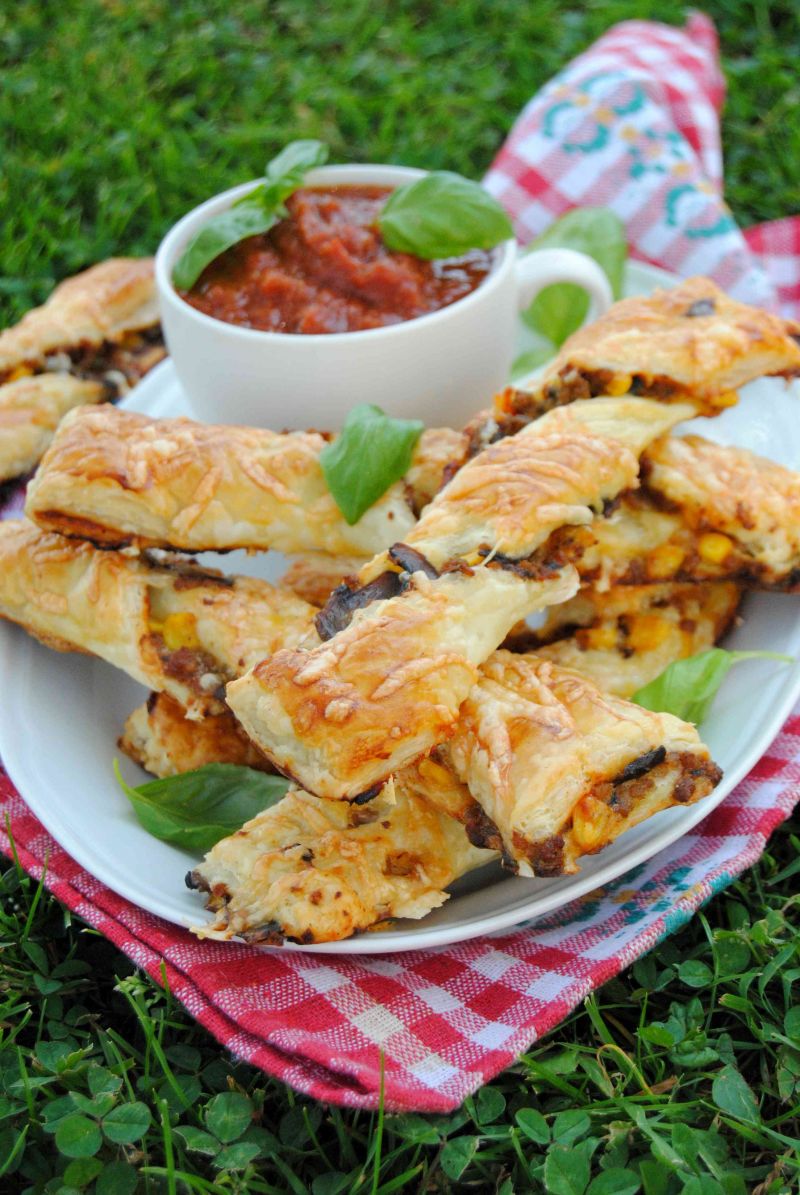 Wołowe świderki z ciasta francuskiego