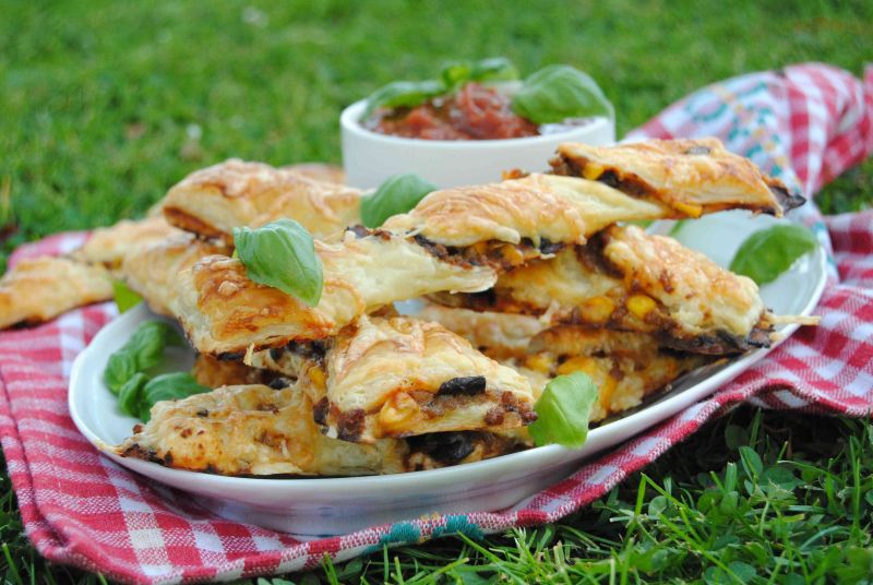 Wołowe świderki z ciasta francuskiego