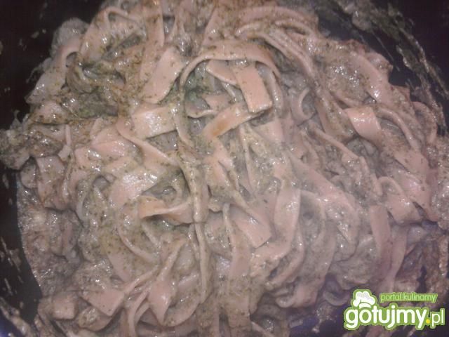 Wstążki szpinakowe z serem Wstążki szpinakowe z serem