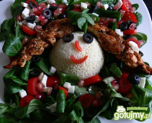 Wybuchowa panienka z drobiowymi warkocza