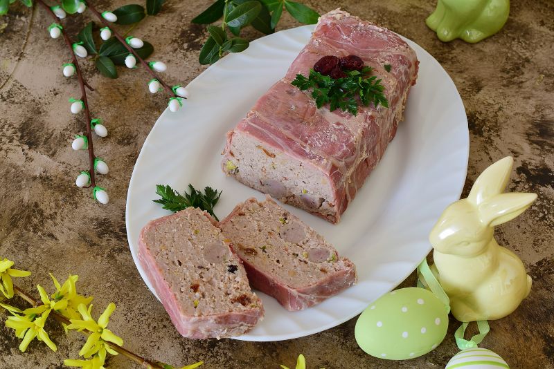 Wykwintna wielkanocna pieczeń