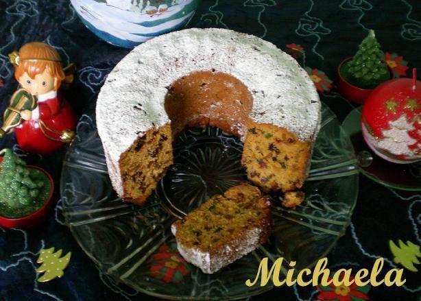 Wykwintne ciasto drożdżowe z bakaliami Wykwintne ciasto drożdżowe z bakaliami