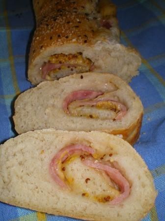 Wyrolowana kanapka Wyrolowana kanapka