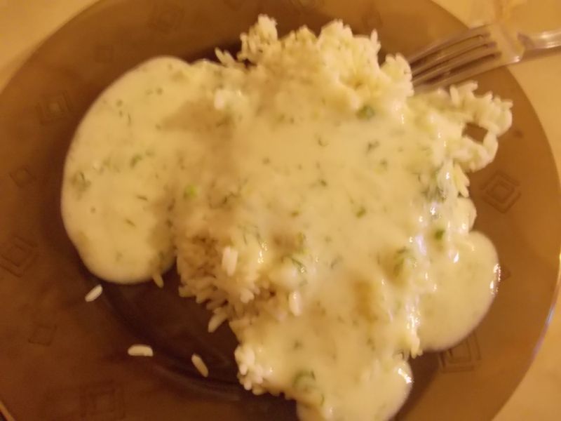 Wyśmienity sos koperkowy idealny do ryżu