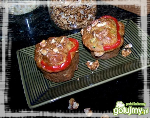 Wytrawne babeczki warzywne z orzechami Wytrawne babeczki warzywne z orzechami