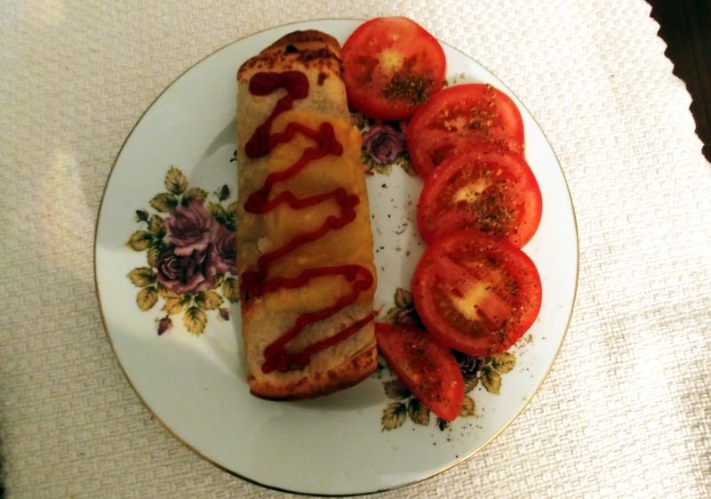 Wytrawne naleśniki z kurczakiem i warzywami 