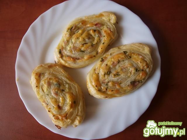 Wytrawne zawijańce z ciasta francuskiego