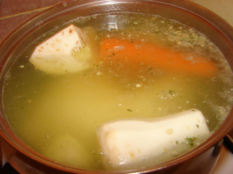 Wywar mięsno-warzywny Wywar mięsno-warzywny