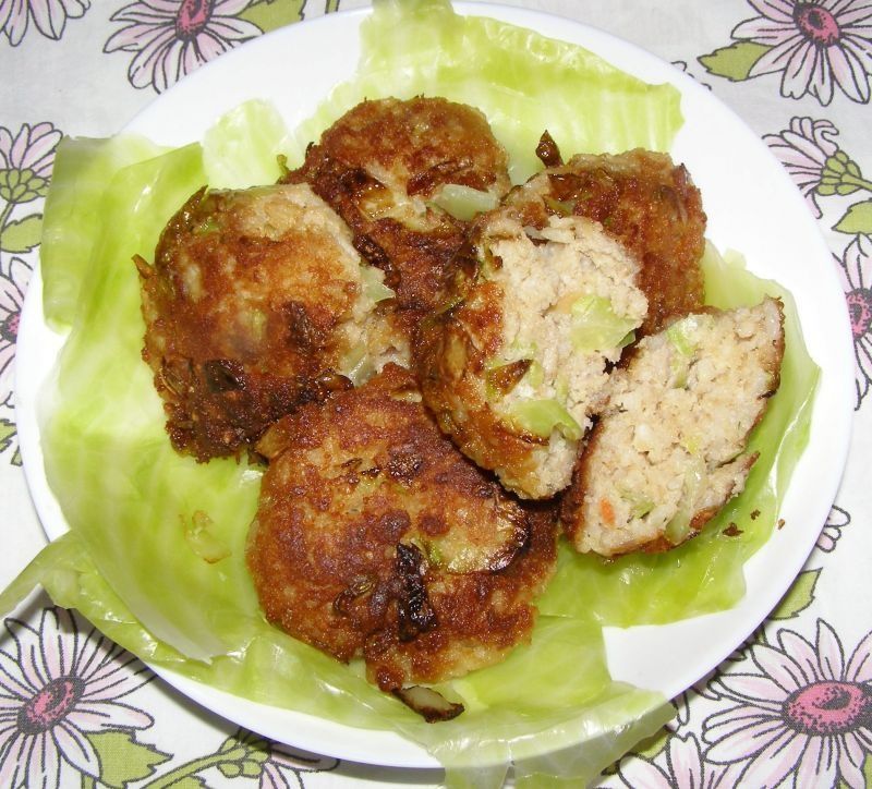 Z drobiu mielone kotlety z kapustą