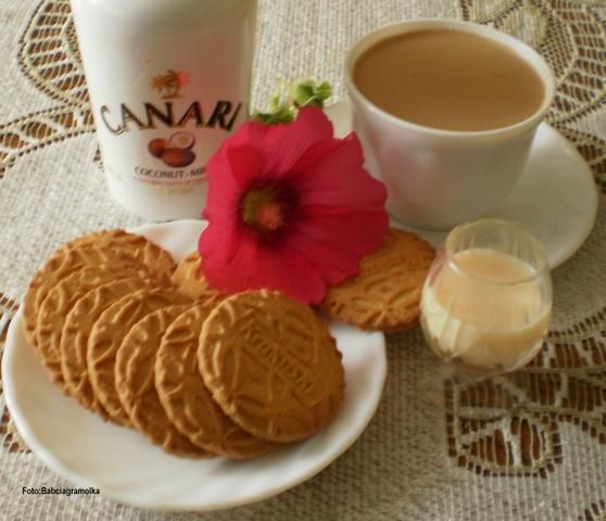 Z hawajską nutą : Z hawajską nutą :