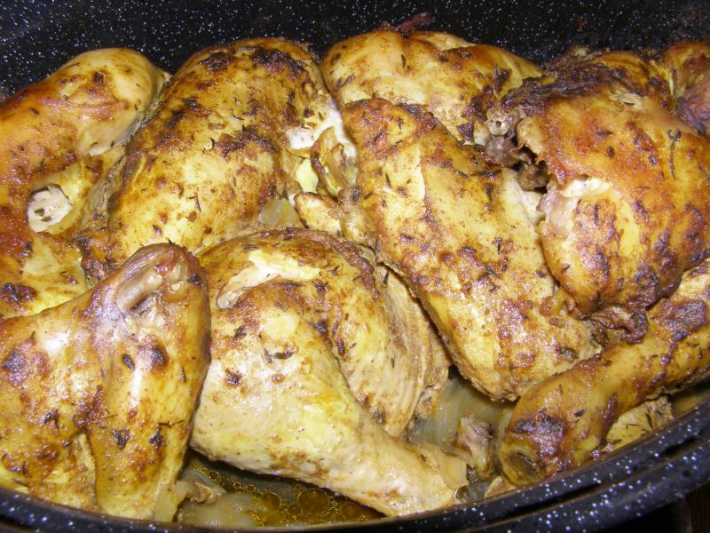 Z piekarnika kurczak w cebuli