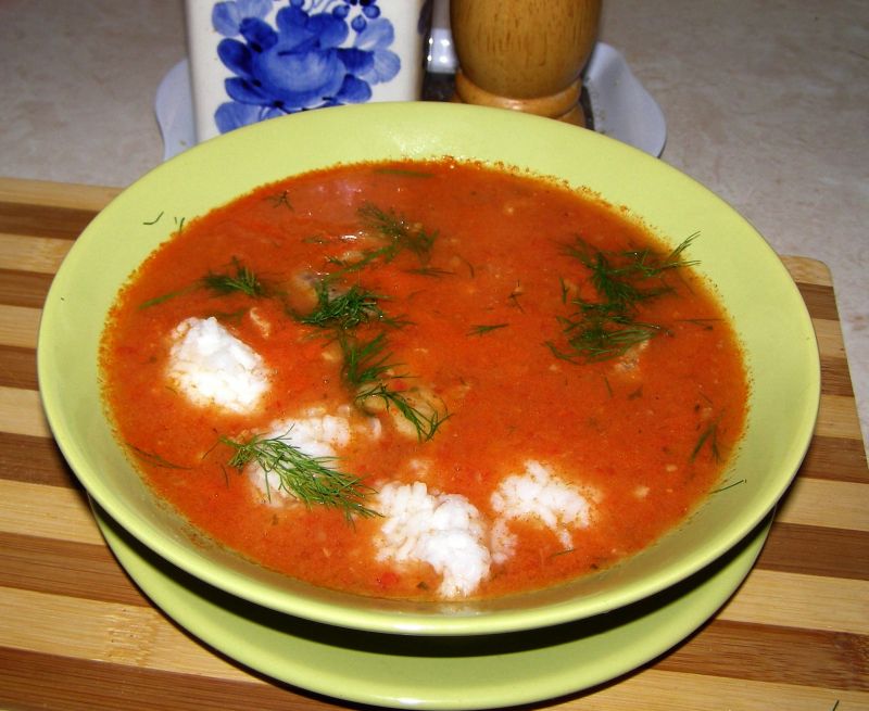 Z pomidorów zupa na maśle i śmietanie