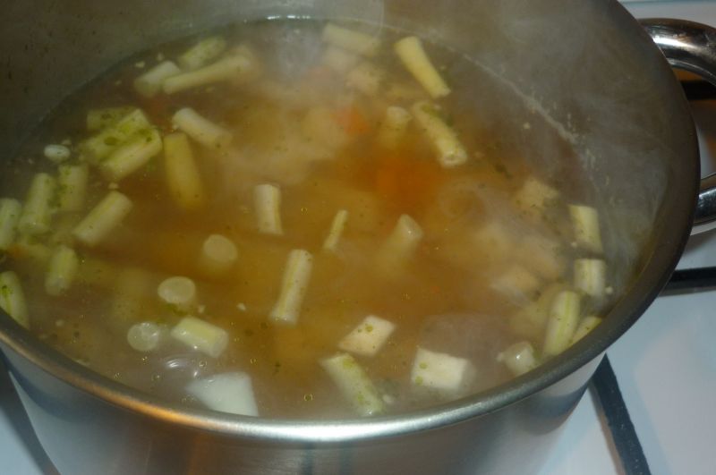 Zabielana zupa z fasolką szparagową