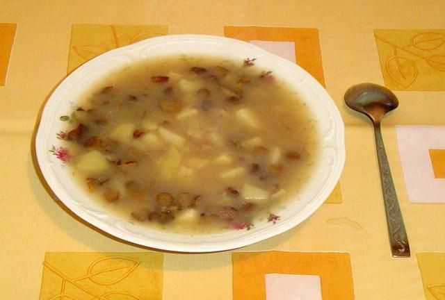 Zalewajka na żurku Zalewajka na żurku