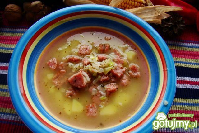 Zalewajka z żuru z chrzanem