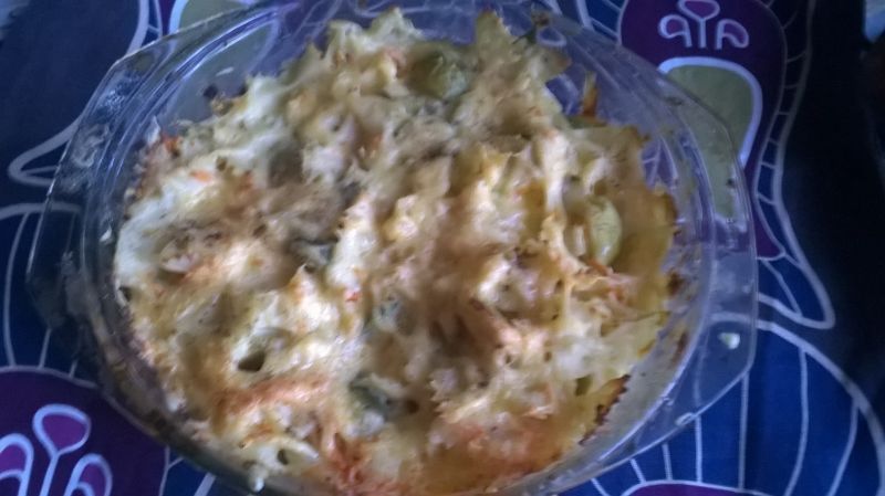 Zapiekana brukselka z makaronem i beszamelem Zapiekana brukselka z makaronem i beszamelem